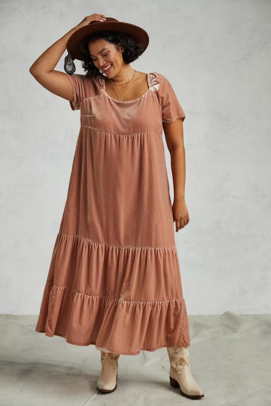 Anthropologie Velvet Empire Waist Midi Dress Blush 18W NWT - Picture 1 of 11